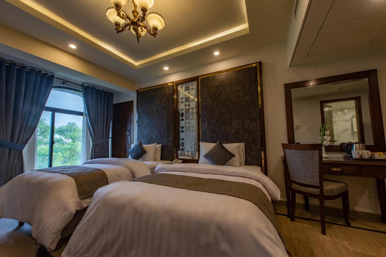 Envoy Continental Hotel Ισλαμαμπάντ Εξωτερικό φωτογραφία