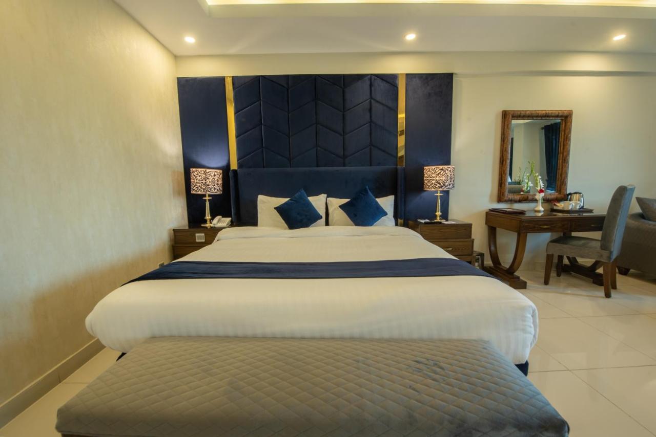 Envoy Continental Hotel Ισλαμαμπάντ Εξωτερικό φωτογραφία