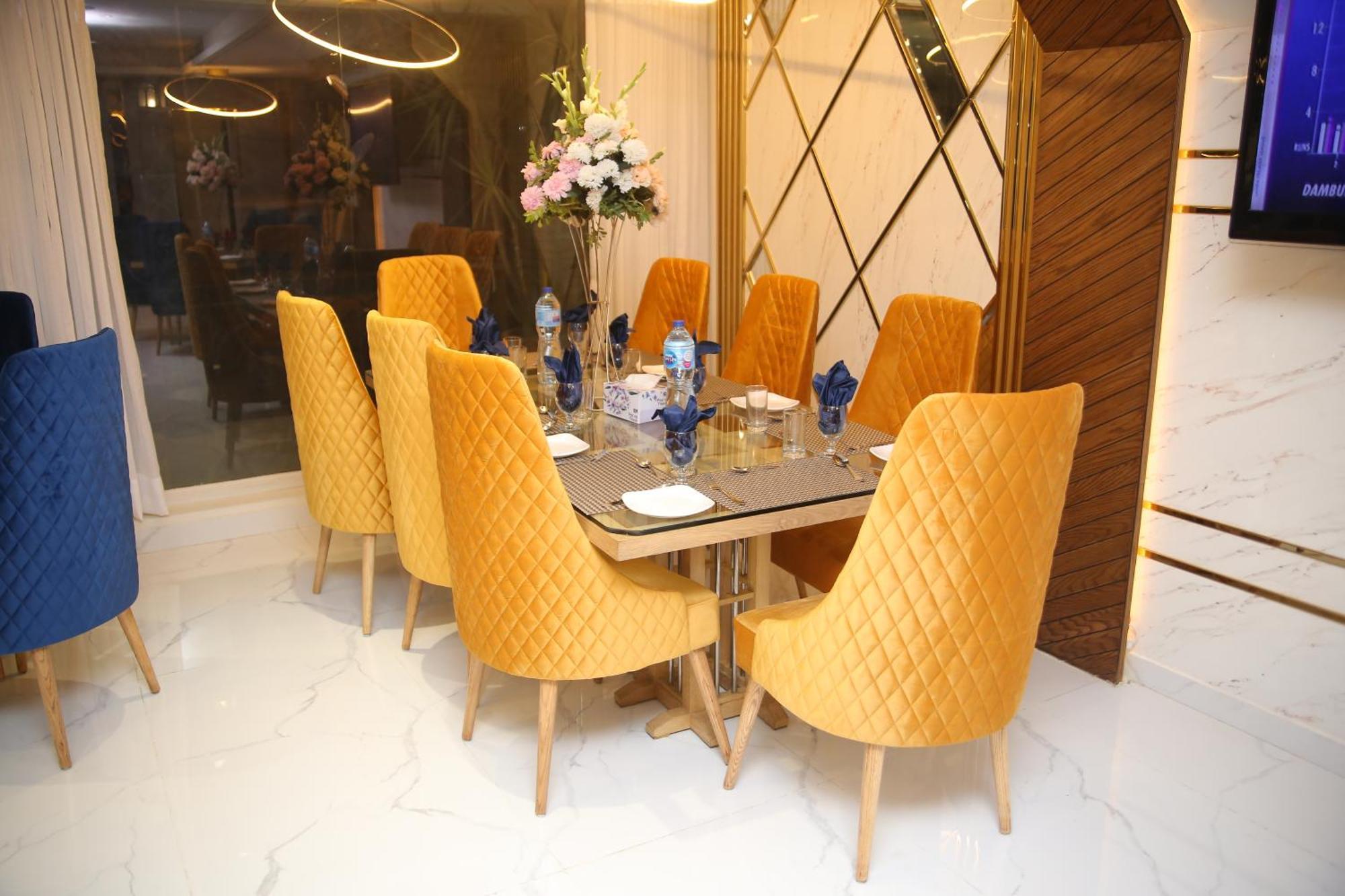 Envoy Continental Hotel Ισλαμαμπάντ Εξωτερικό φωτογραφία