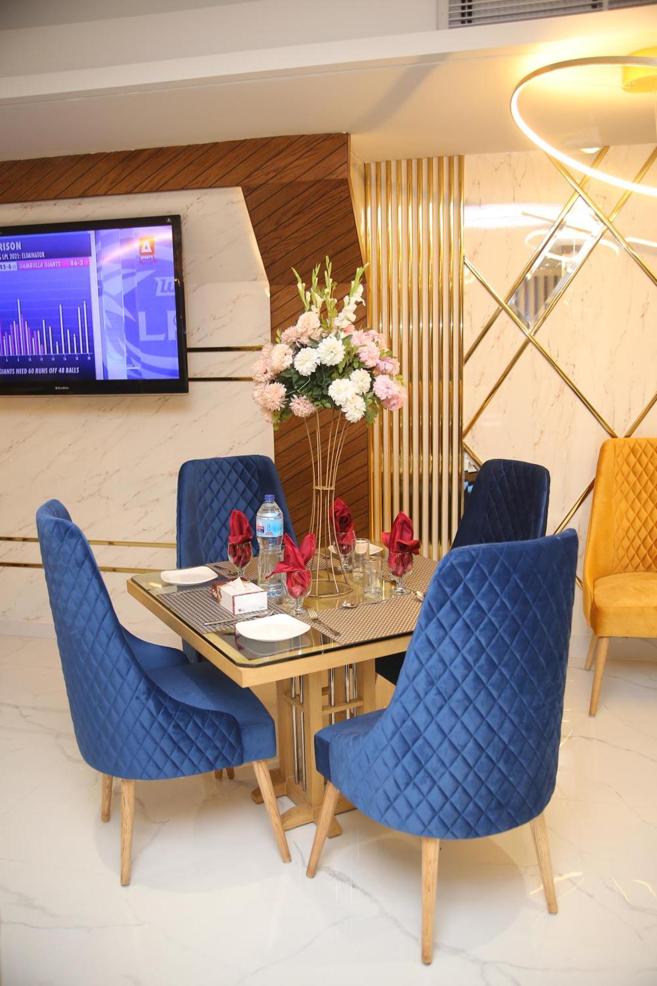 Envoy Continental Hotel Ισλαμαμπάντ Εξωτερικό φωτογραφία
