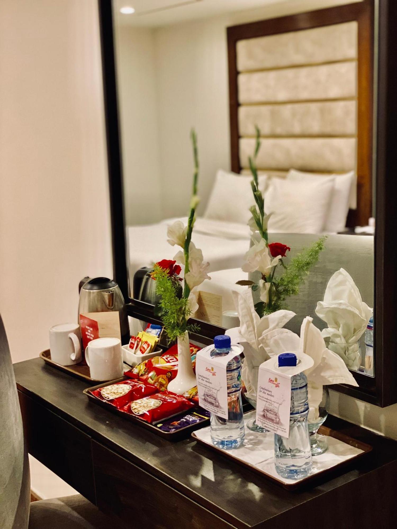 Envoy Continental Hotel Ισλαμαμπάντ Εξωτερικό φωτογραφία